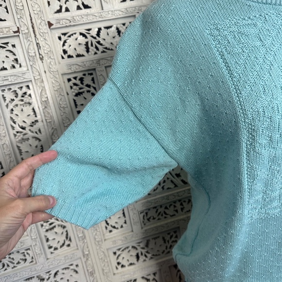 Vtg Light Blue Floral Embroidered Textured Grannycore Short Sleeve Sweater Sz M - Picture 4 of 7